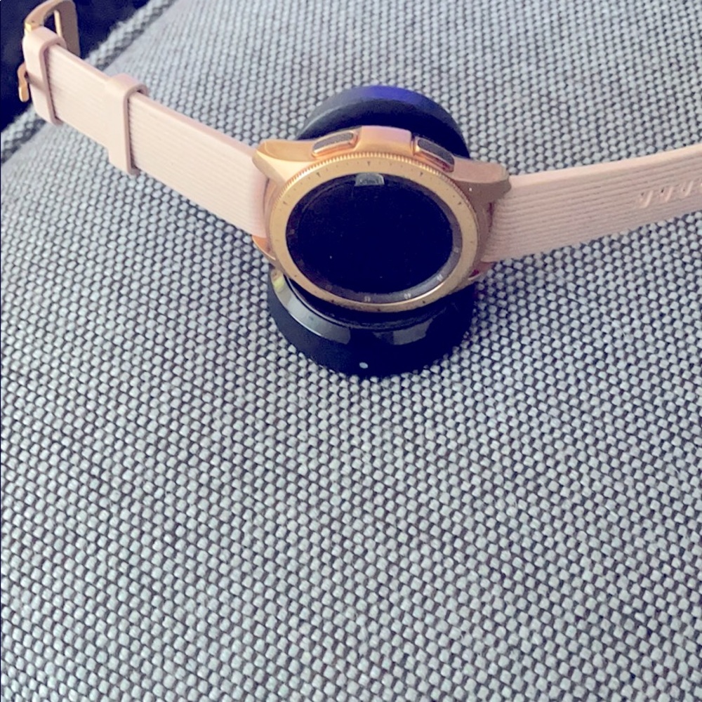 Samsung Galaxy Watch Rose Gold!